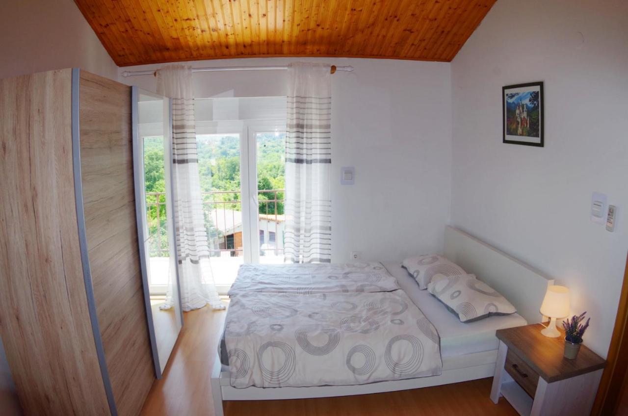 Holiday Home Elvis, Village Kujici Hreljici Exterior photo